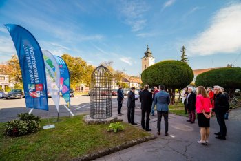 Klietka hanby slávnostne odhalená