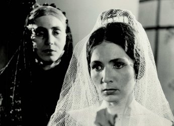 Zomrela herečka a Krupinčanka Emília Došeková (1937 – 2021)