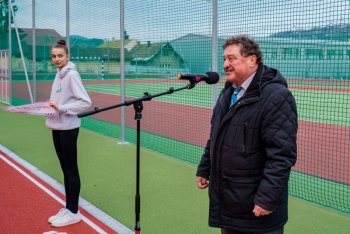 Slávnostné otvorenie zrekonštruovaných atletických zariadení v areáli základných škôl v Krupine