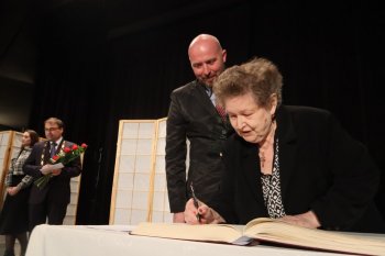 Cena Jána Amosa Komenského odovzdaná krupinským učiteľom