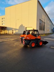 Mesto Krupina má nového pomocníka na komunálne služby Mesto Krupina má nového pomocníka na komunálne služby