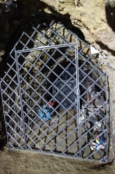 Revitalizácia priestorov pivníc pod Múzeom A. Sládkoviča v Krupine – osadenie brán