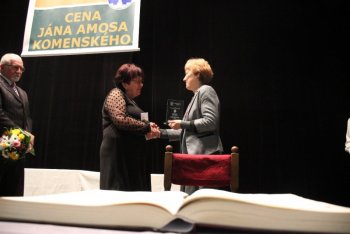 Cena Jána Amosa Komenského tretíkrát odovzdaná krupinským učiteľom