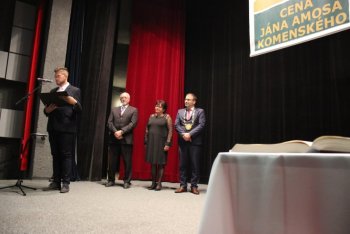 Cena Jána Amosa Komenského tretíkrát odovzdaná krupinským učiteľom