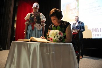 Osobnosti mesta na slávnostnom Mestskom zastupiteľstve v Krupine počas Dní mesta Krupina