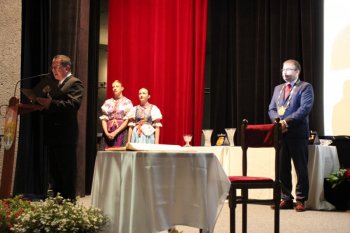 Osobnosti mesta na slávnostnom Mestskom zastupiteľstve v Krupine počas Dní mesta Krupina