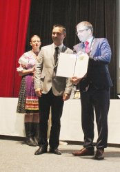 Osobnosti mesta na slávnostnom Mestskom zastupiteľstve v Krupine počas Dní mesta Krupina