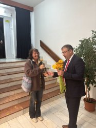 Október - Mesiac úcty k starším Október - Mesiac úcty k starším