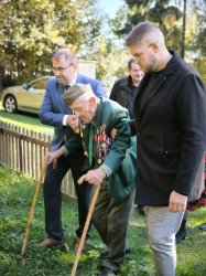 Beseda s vojnovým veteránom Kpt. v.v. Vladimírom Strmeňom Beseda s vojnovým veteránom Kpt. v.v. Vladimírom Strmeňom