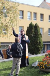 Obnovený kríž znova zdobí Bočkayho námestie Obnovený kríž znova zdobí Bočkayho námestie