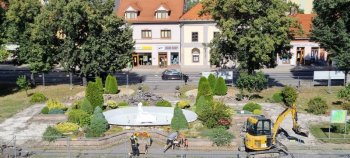 Rekonštrukcia povrchov na Svätotrojičnom námestí