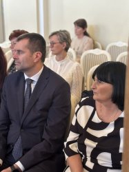 Mesto ocenilo vážených pedagógov Cenou J. A. Komenského Mesto ocenilo vážených pedagógov Cenou J. A. Komenského