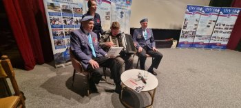 Silné svedectvo histórie: Študenti v Krupine sa stretli s vojnovým veteránom Vladimírom Strmeňom