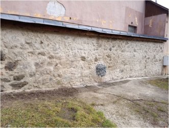 Mesto získalo dotáciu na opravu časti hradobných múrov v Parku A. Sládkoviča