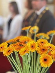 V obradných priestoroch Mesta Krupina si maturanti prevzali maturitné vysvedčenia