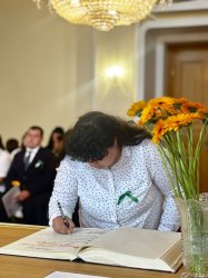 V obradných priestoroch Mesta Krupina si maturanti prevzali maturitné vysvedčenia